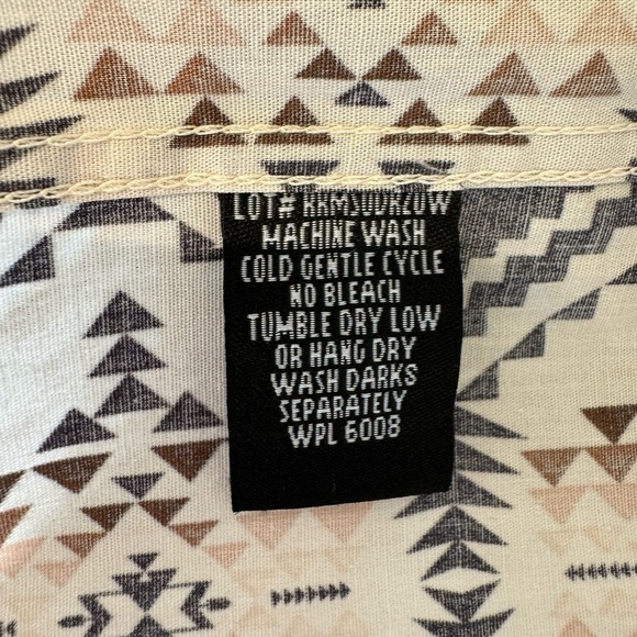 Rock & Roll Denim Mens Large Classic Fit Button Down Aztec Western Rodeo Shirt - Picture 7 of 9